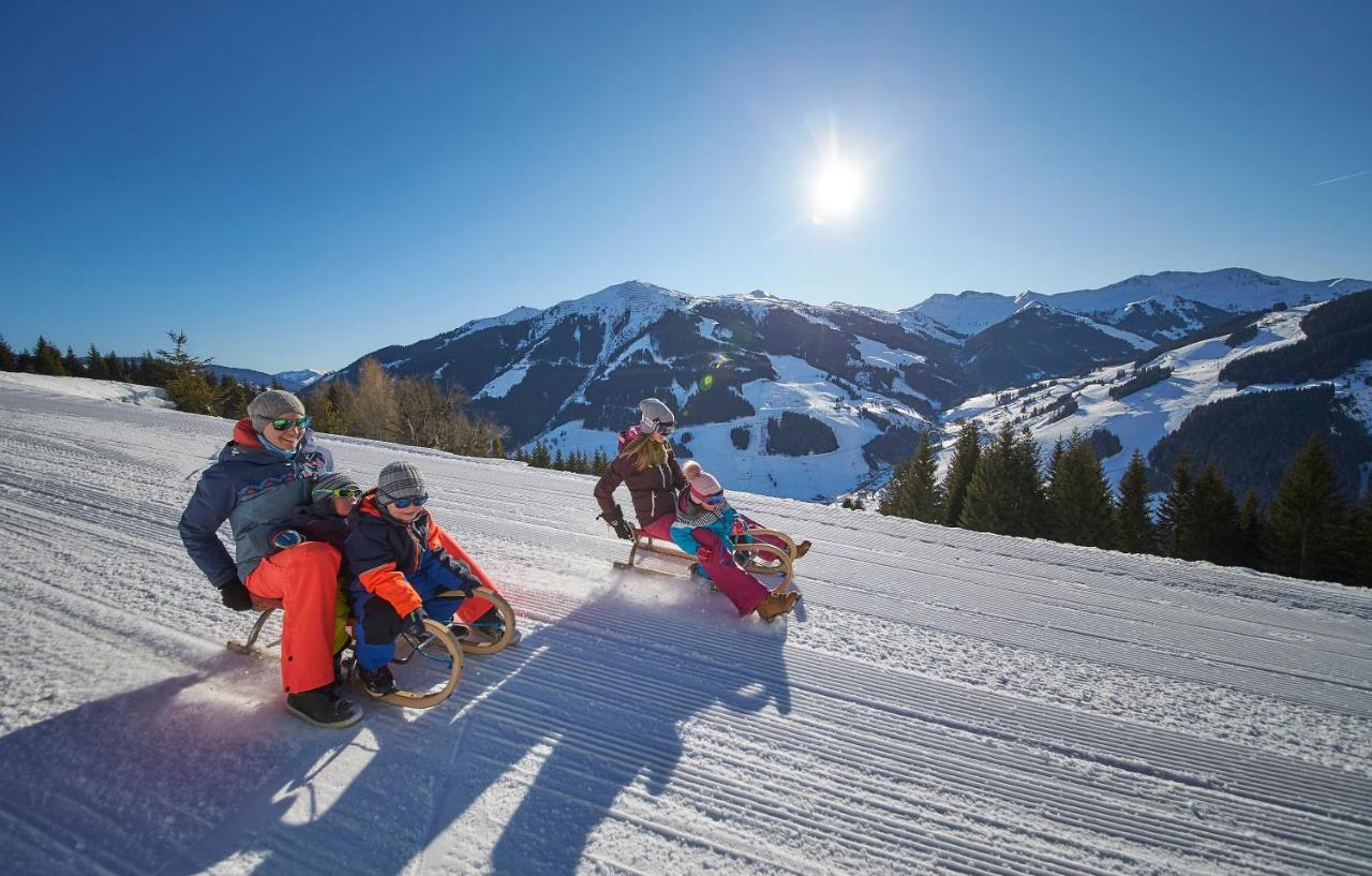 Hotel Barbarahof Saalbach, Inkl Jokercard Esterno foto