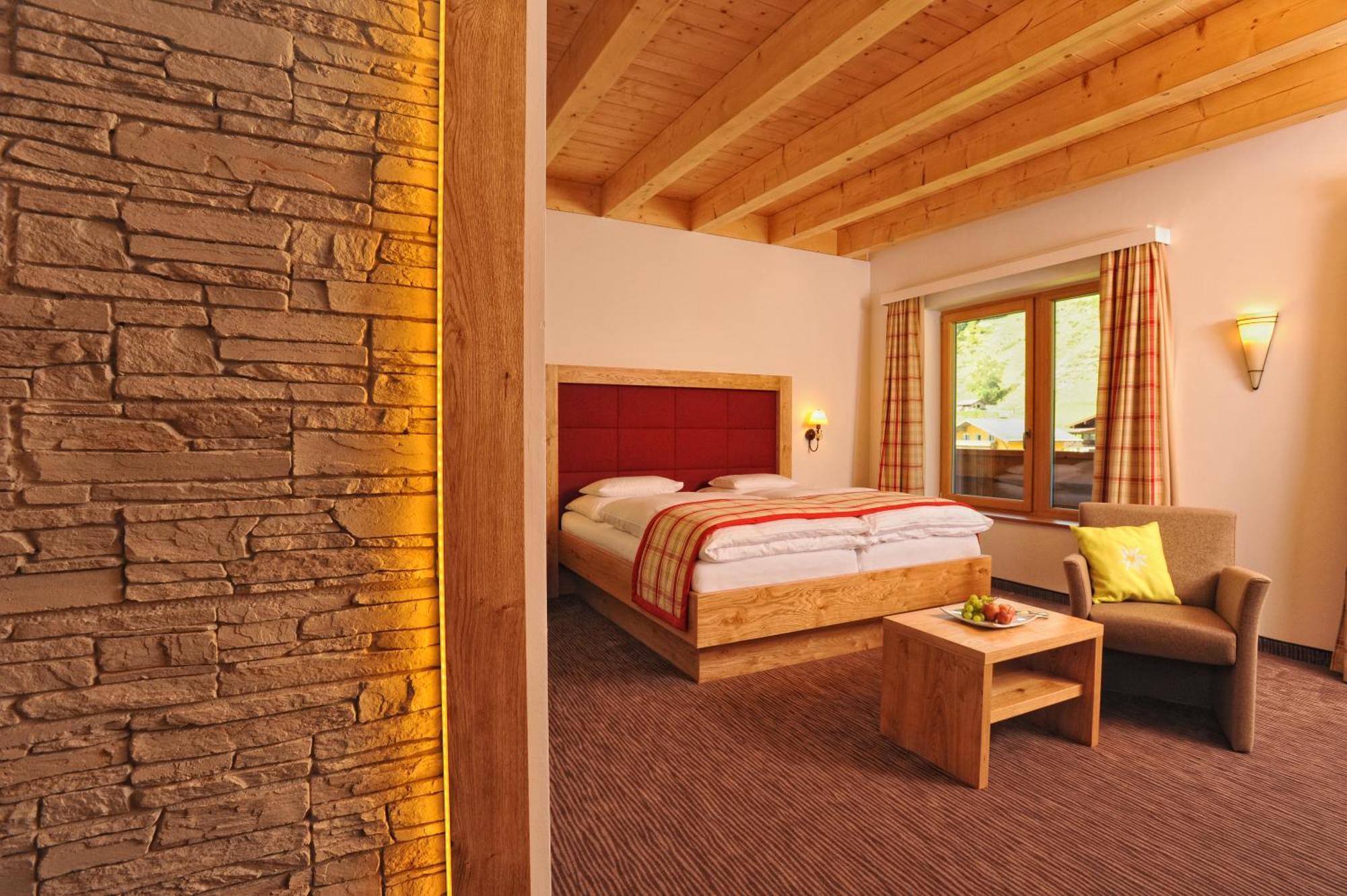 Hotel Barbarahof Saalbach, Inkl Jokercard Esterno foto
